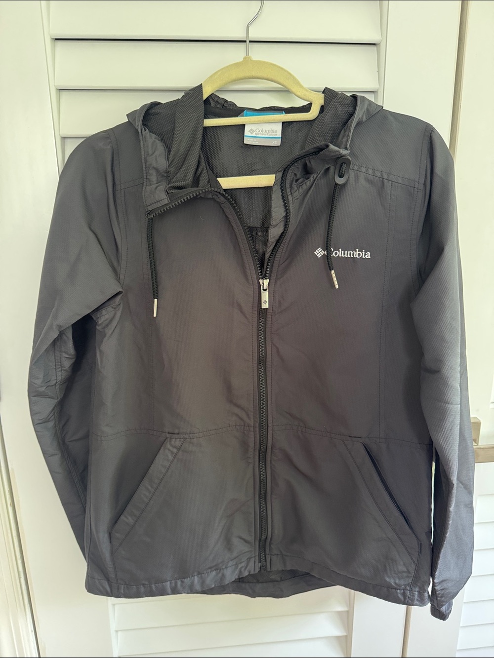 Columbia Gray Hooded Lightweight Jacket